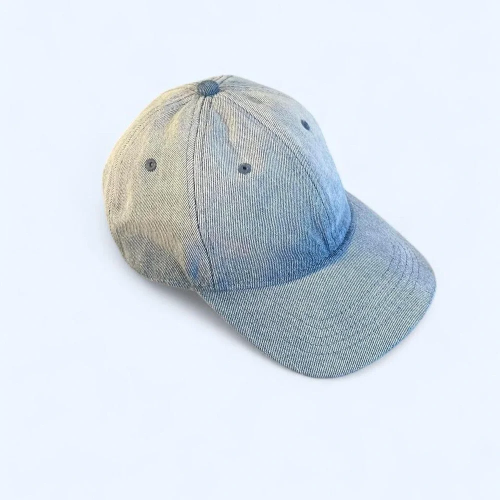 Vintage‎ look blued denim hat by Universal Thread